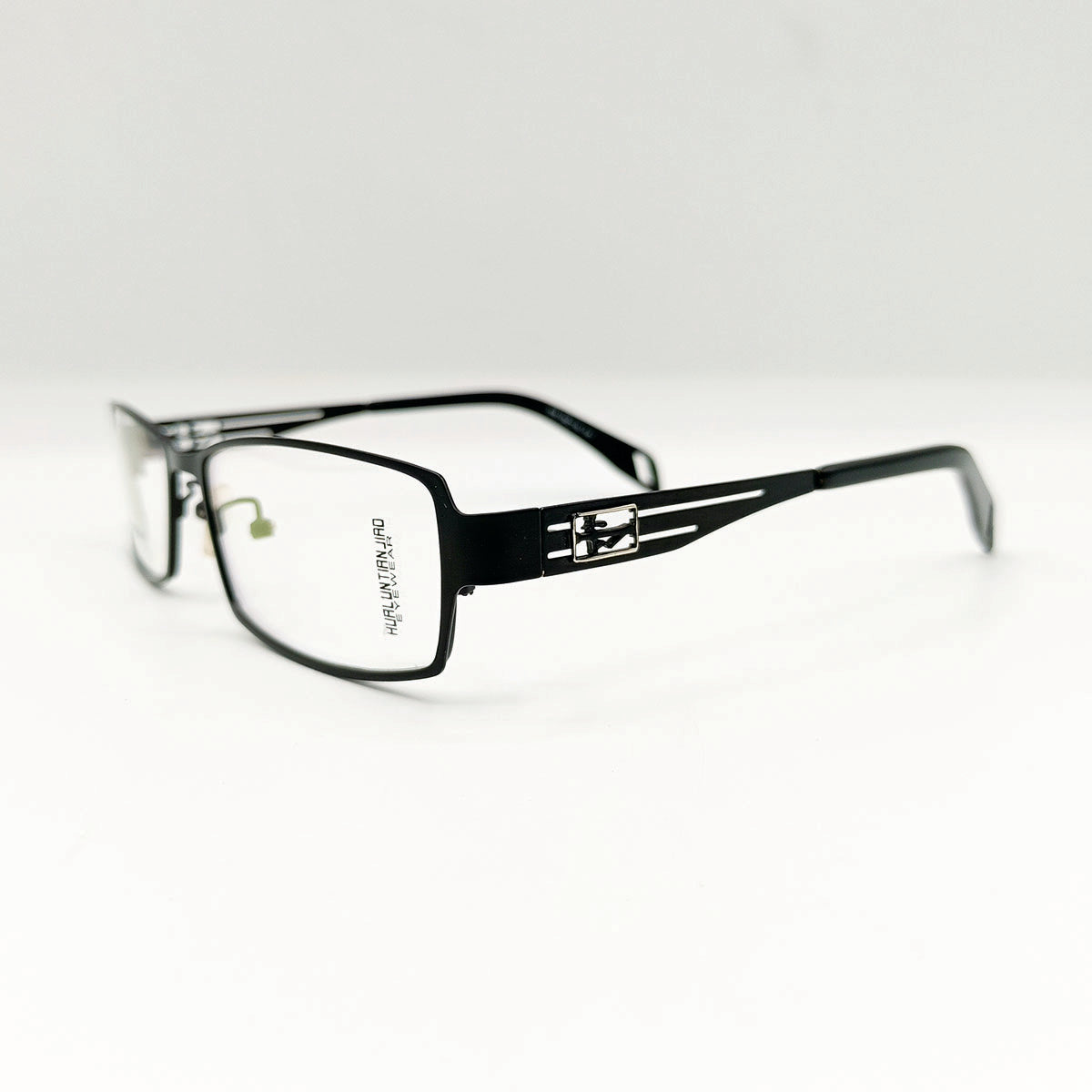 Alloy Eyewear Women