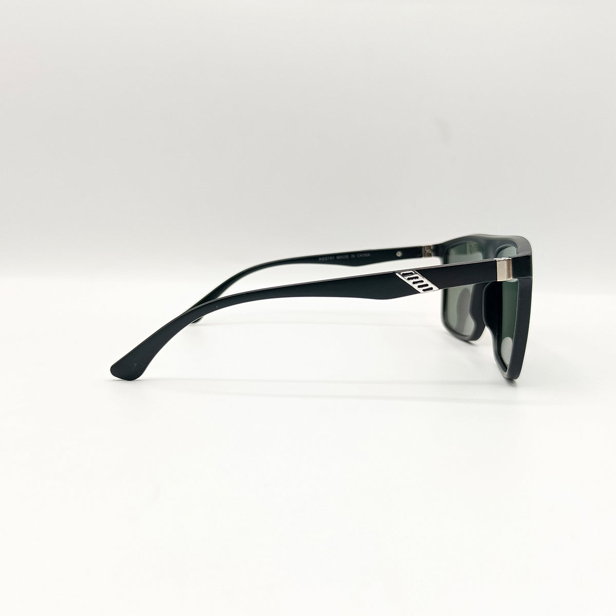 Black Square Sunglasses