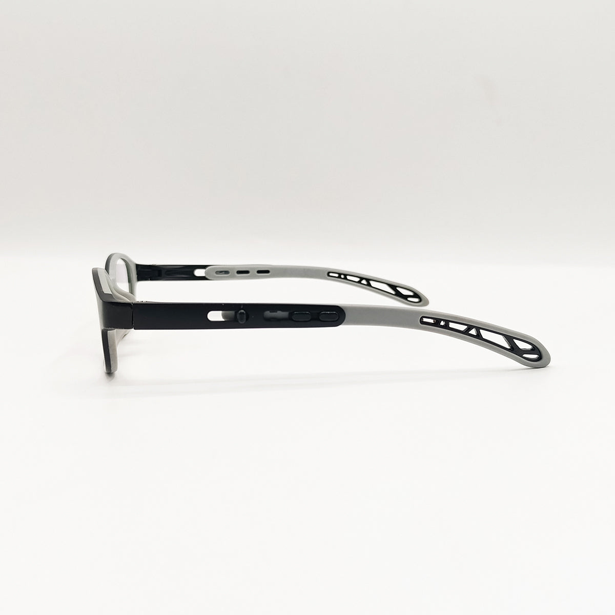 Black and White Silicon Glasses