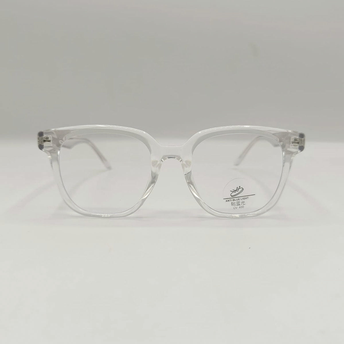 Original Transparent Glasses – Modern Clarity, Essential Protection