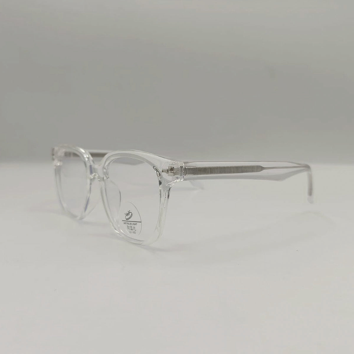 Original Transparent Glasses – Modern Clarity, Essential Protection