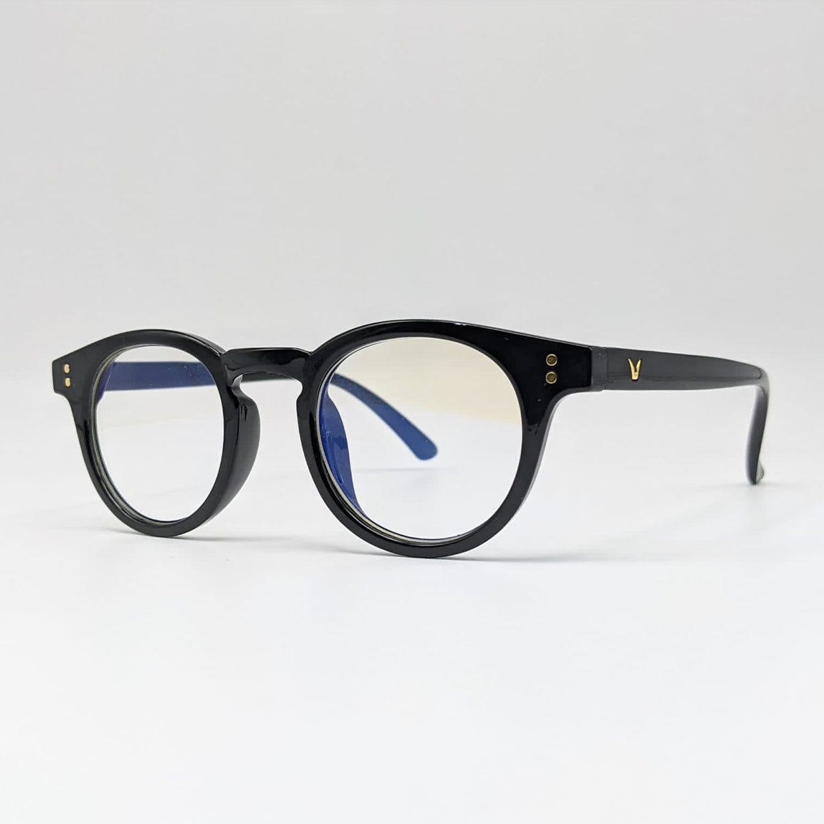 Round Bold Black P-22